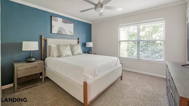 Foto del edificio - 210 Hillwood Blvd