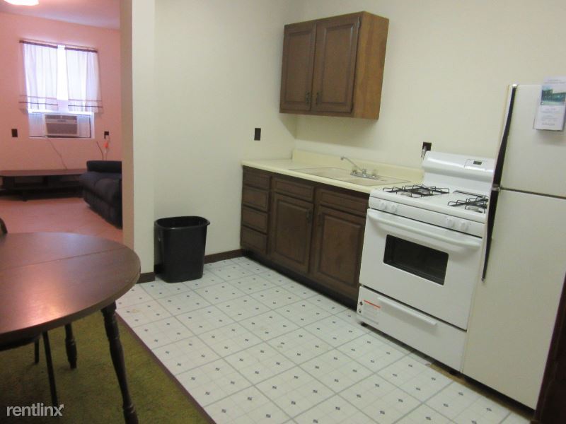 Building Photo - 1 br, 1 bath Apartment - 4543 Piedmont Rd