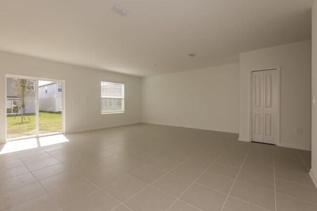 Foto del edificio - 3678 Hardman Dr