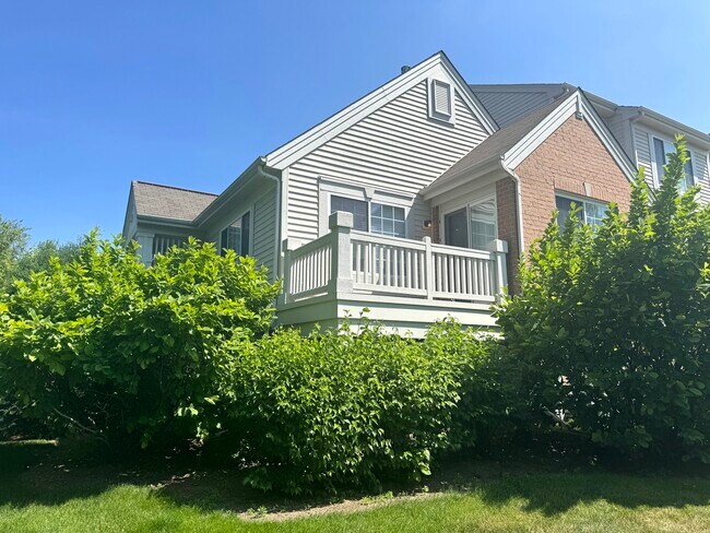 Building Photo - 2013 Concord Dr