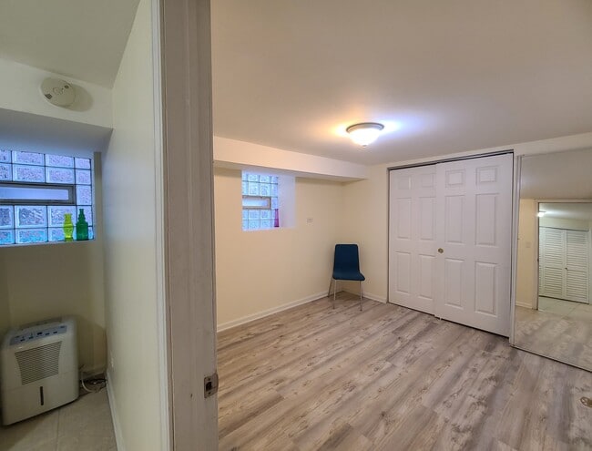 Foto del edificio - 4642 St Louis Ave