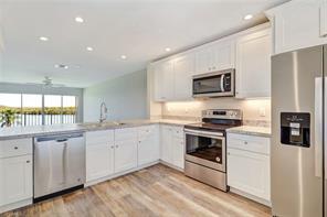Building Photo - 307 Goodlette-Frank Rd