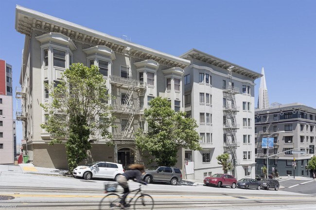 Building Photo - 814 California St
