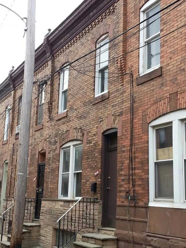 Photo - 1926 S Bouvier Street House