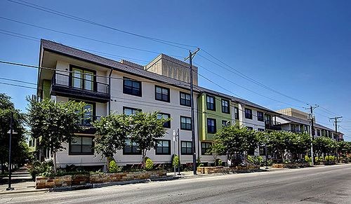 Building Photo - 1333 N Peak St