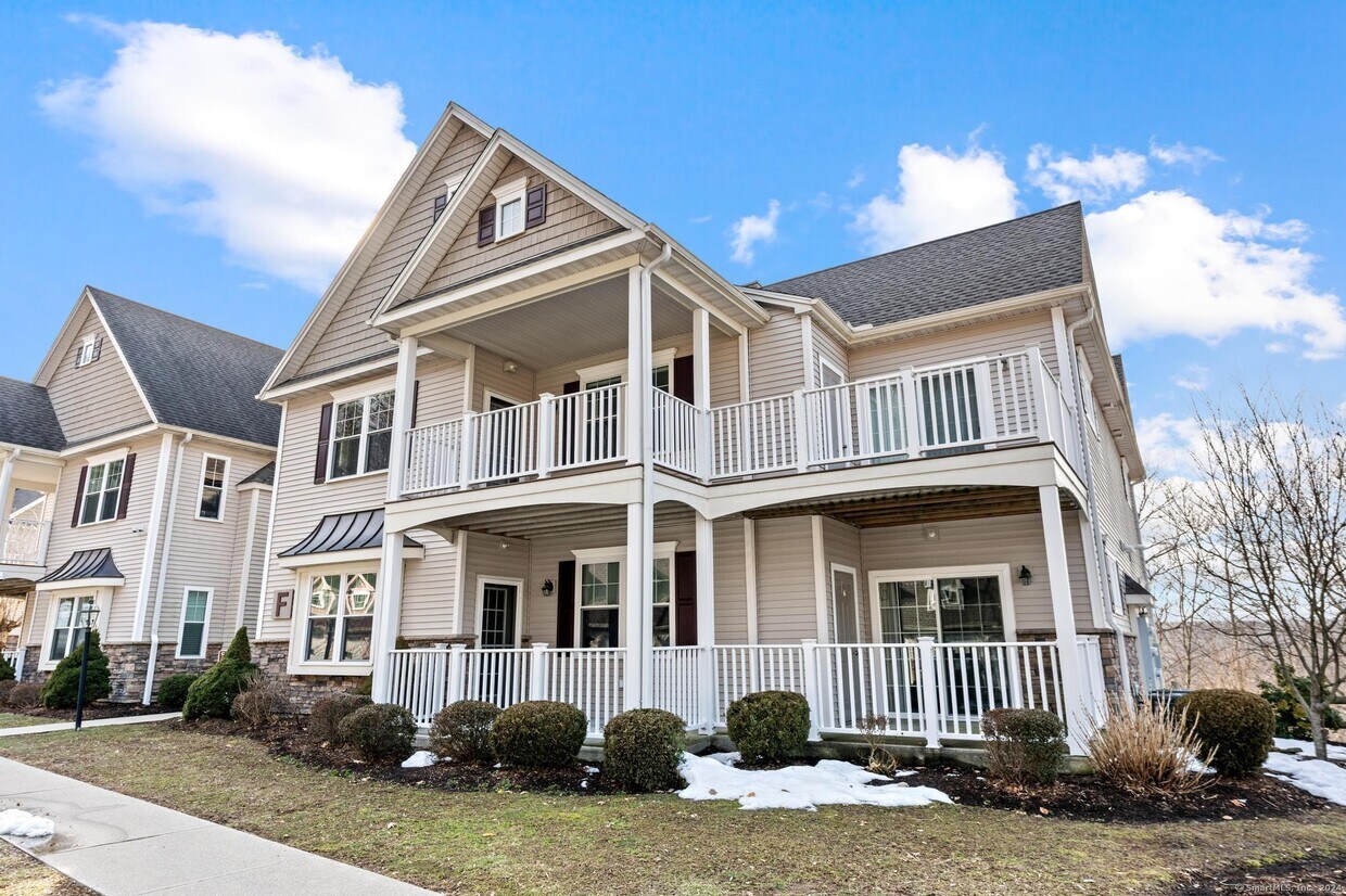 Foto principal - 95 South Ridge Lane