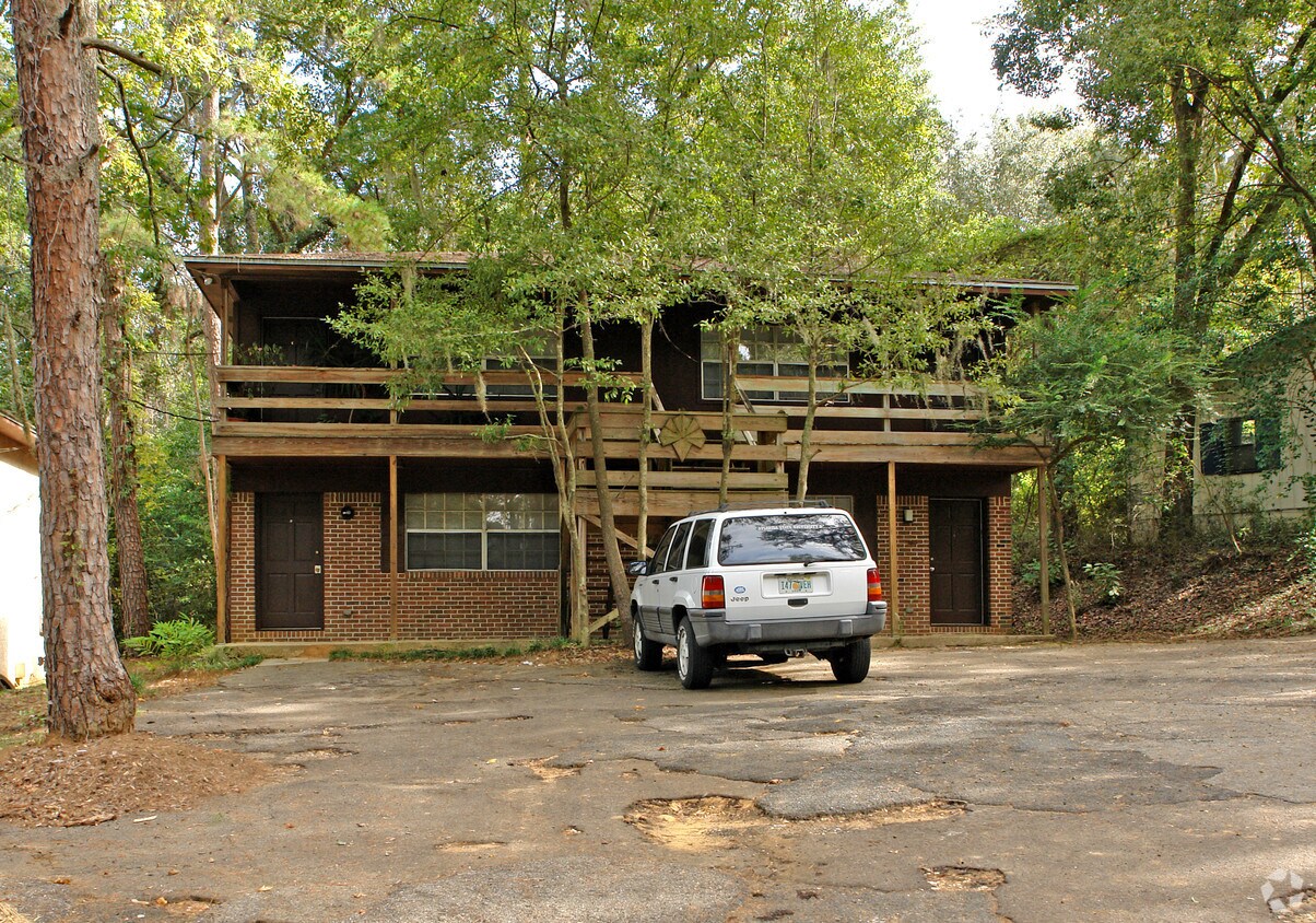 Building Photo - 2517 Old Bainbridge Rd