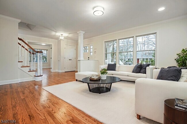 Foto del edificio - 2114 Elizabeth Ave