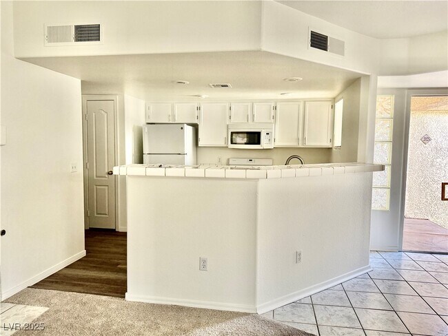 Foto del edificio - 7400 W Flamingo Rd