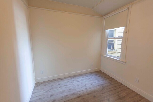 Building Photo - 4himmelmann