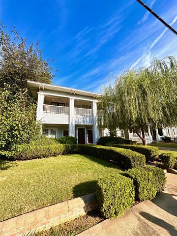 Foto del edificio - 4701 Worth St