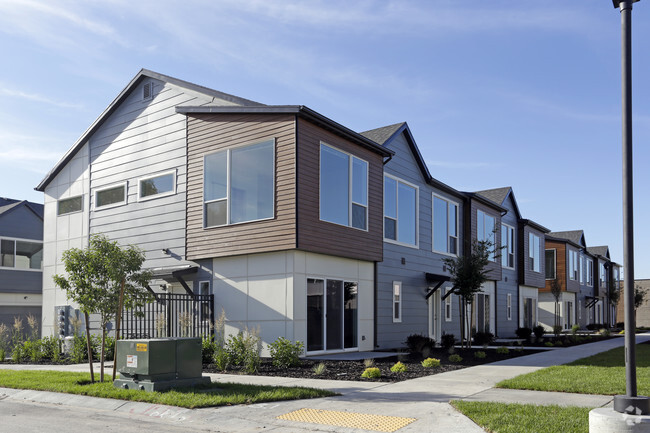 Foto del edificio - Hawthorne Townhomes