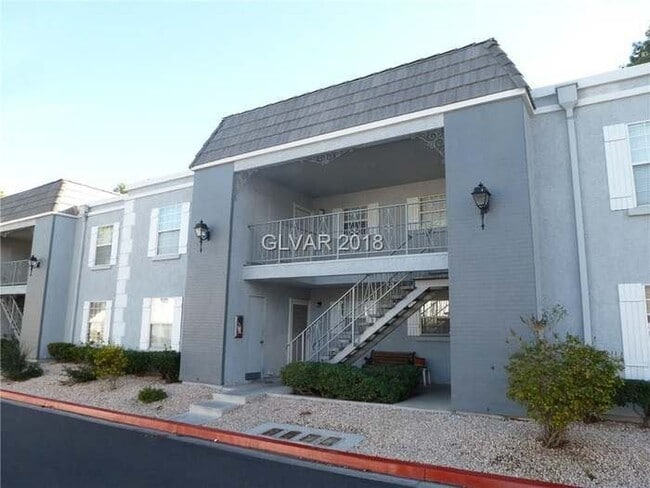 Building Photo - 3823 S Maryland Pkwy
