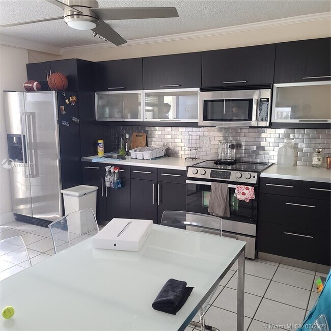 Foto del edificio - 1340 Lincoln Rd