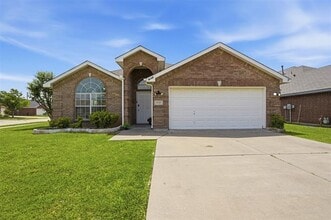 Building Photo - 9148 Rushing River Dr