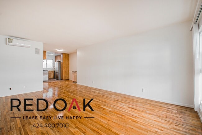 Building Photo - 1023 Hayworth Ave