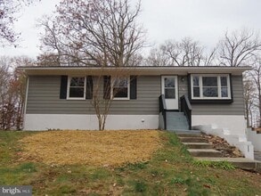 Building Photo - 563 Principio Rd