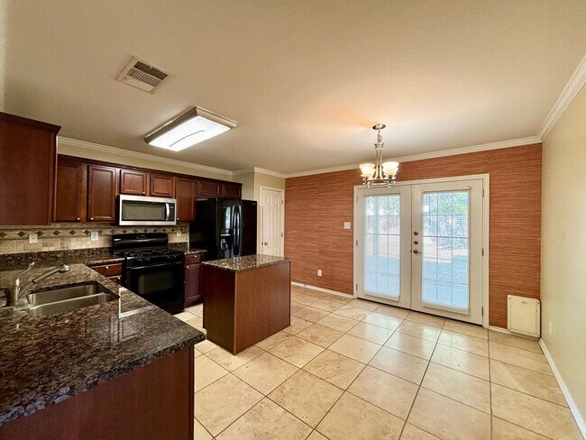Foto del edificio - 18 month special!  Lease now $1530/month u...