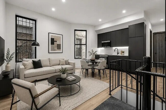 Building Photo - 314 W 51st St