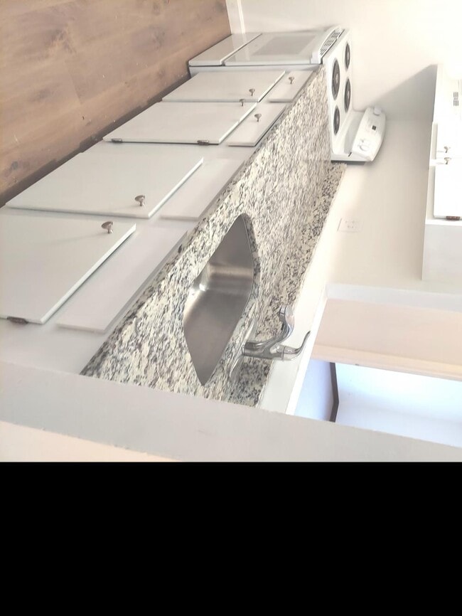 Photo - 2 bedroom in Quincy MA 02169 Apartment