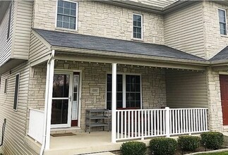 Building Photo - 1800 W Sunstone Dr