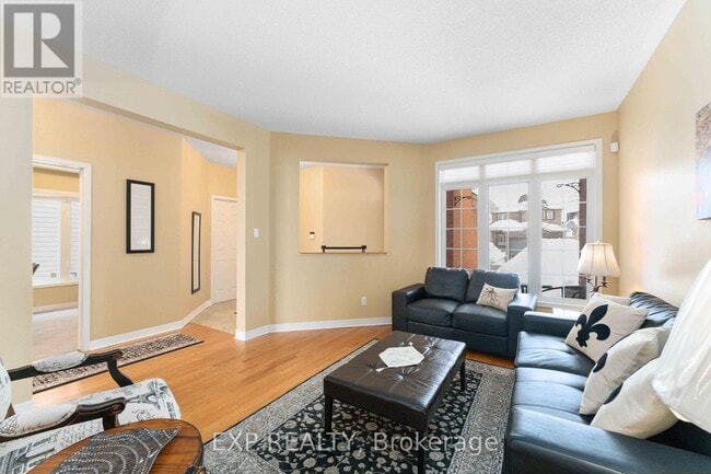 Photo du bâtiment - 118 Finn Ct