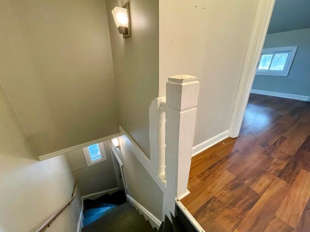 Building Photo - 1 bedroom in ELGIN IL 60120