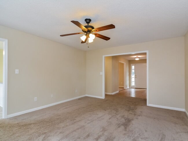 Building Photo - 3626 Spring Meadow Ct