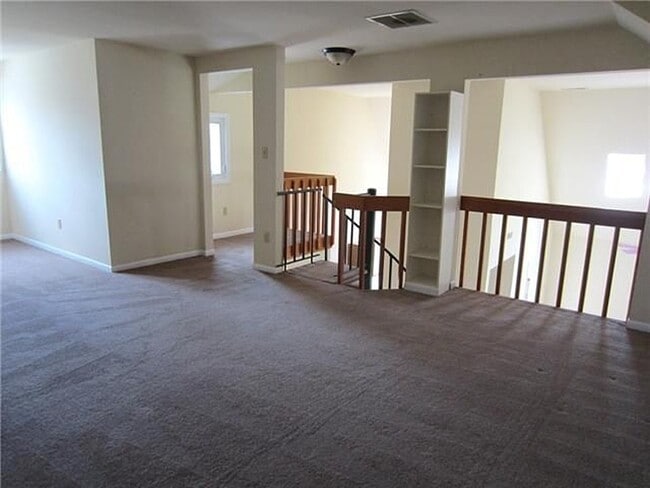Building Photo - 108 Foxfire Dr
