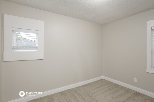 Building Photo - 7408 E 51st St