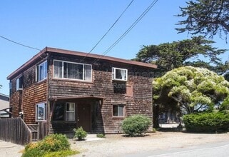 Building Photo - 21724 E Cliff Dr