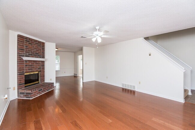 Building Photo - 1400 Milestone Dr