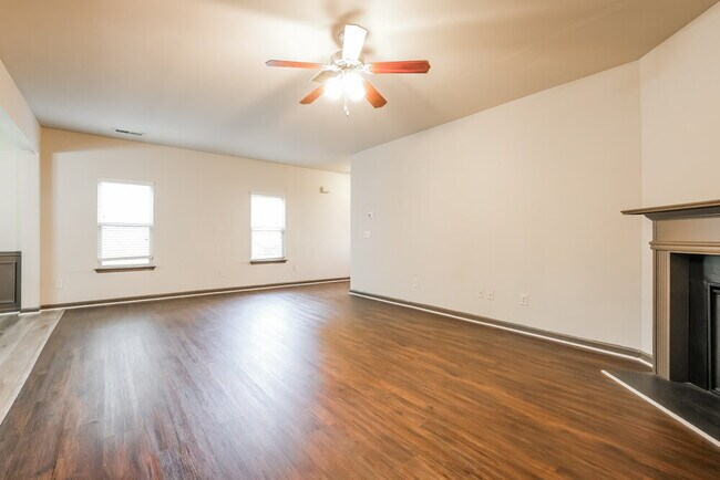 Foto del edificio - 581 Sweet Ashley Way