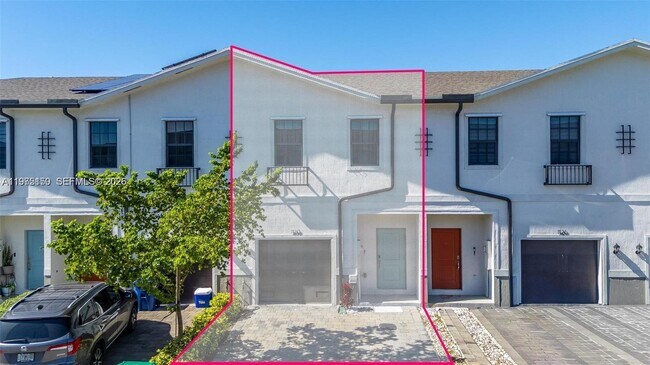 Foto del edificio - 1130 SW 6th Ct