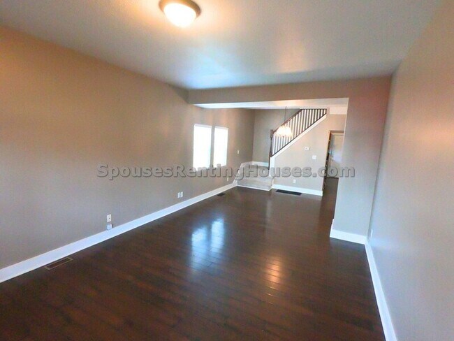 Building Photo - 1402-1404 Charles Street - 1404