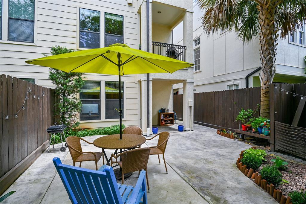 Foto principal - 1307 W Bell St