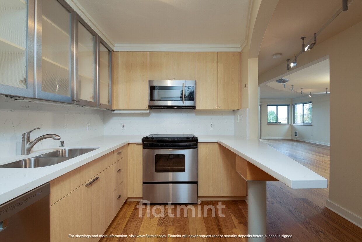 Photo - 732 11th Ave E (Seattle, WA)