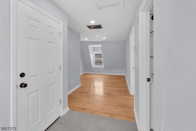 Foto del edificio - 157 Fairmount Ave