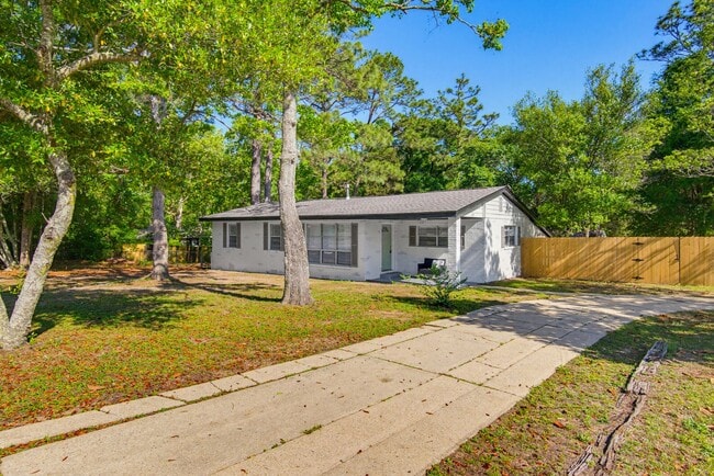 Building Photo - 1095 Texas Pkwy