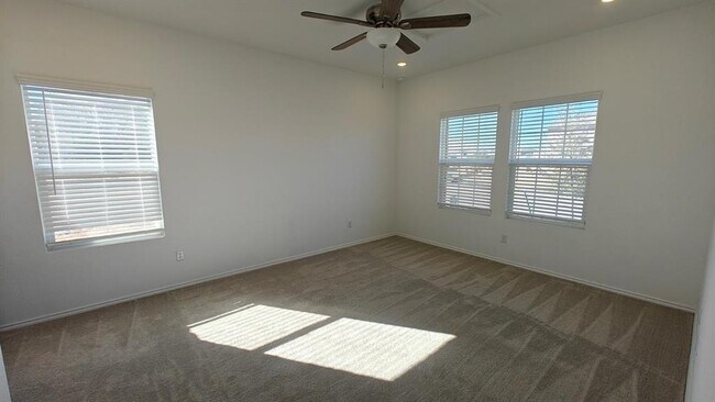 Building Photo - 106 Arbordale St