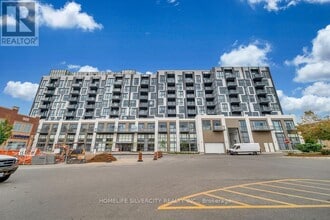 Building Photo - 509 Dundas St W