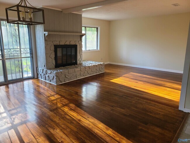 Building Photo - 3704 Oakdale Ct NW