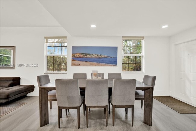 Building Photo - 1516 Veracruz Ln