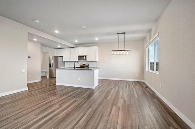 Foto del edificio - 11197 House Finch Ln