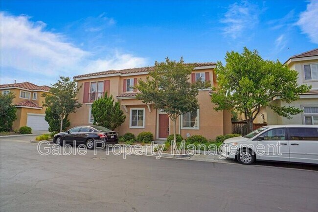 Foto del edificio - 24622 Montevista Cir