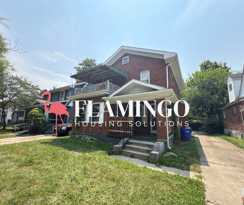 Spacious 3-Bedroom Home with Central Air & Garage in Dayton - Spacious 3-Bedroom Home with Central Air & Garage in Dayton