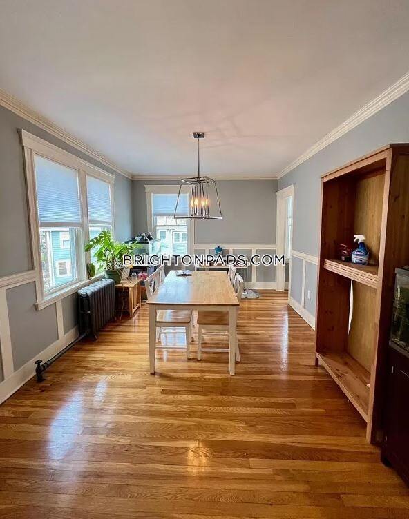 Building Photo - 33 Lane Park