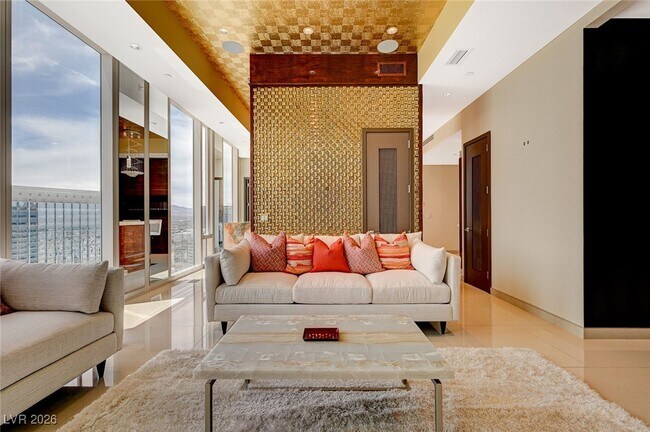 Building Photo - 3750 S Las Vegas Blvd