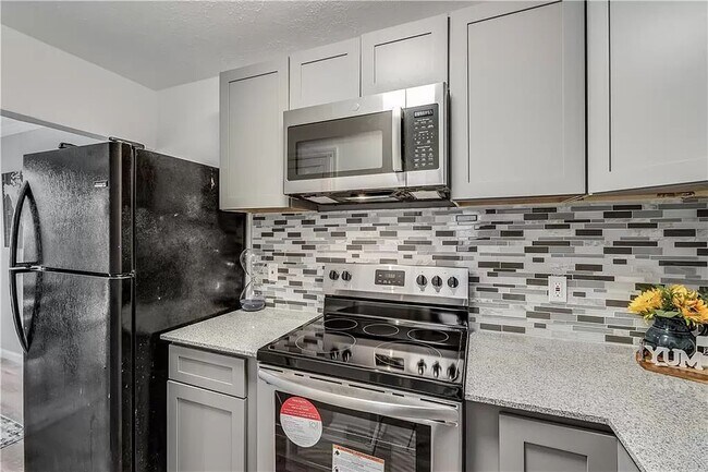 Building Photo - 6446 Charter Way