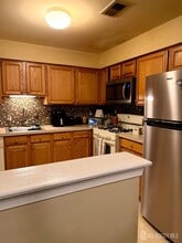 Building Photo - 1216 Dogwood Ct